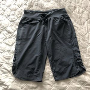 Zella Women’s Gray Athletic Shorts